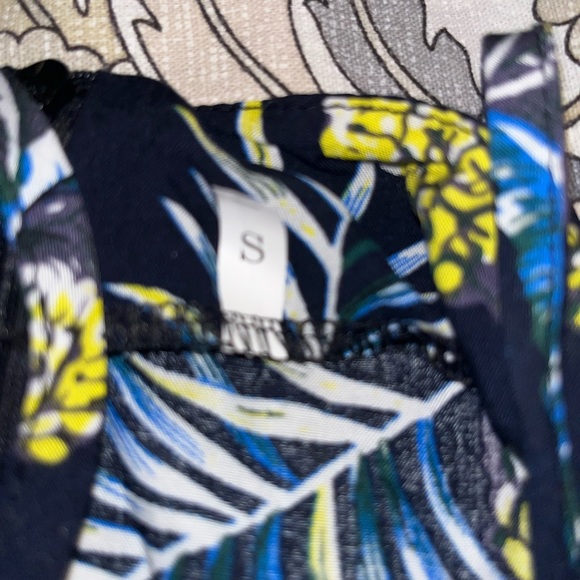 Hawaiian Print Sundress - Picture 2 of 2